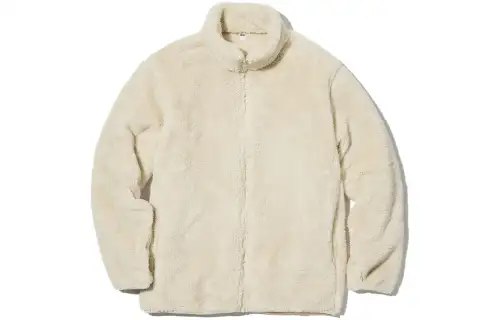 UNIQLO Velvet feel Coat Unisex Ivory