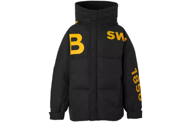 Burberry Horseferry Print Nylon Hooded Puffer Jacket