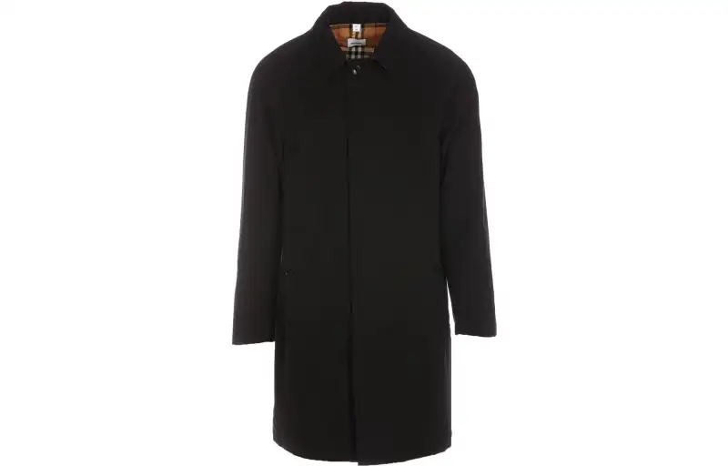 Burberry Buttoned Long Sleeved Coat