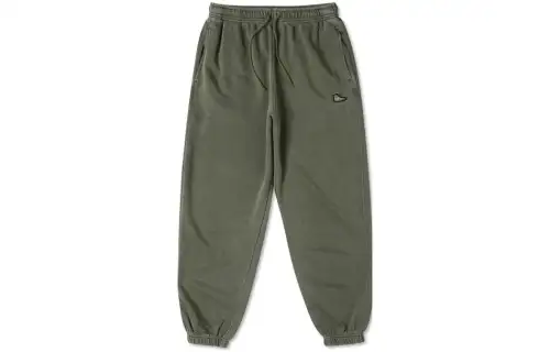 Converse Go To Chuck Taylor Sneaker Patch Loose Fit Sweatpant