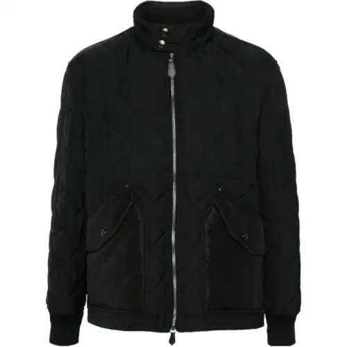 Burberry Long Sleeved Zipped Quilted Jacket