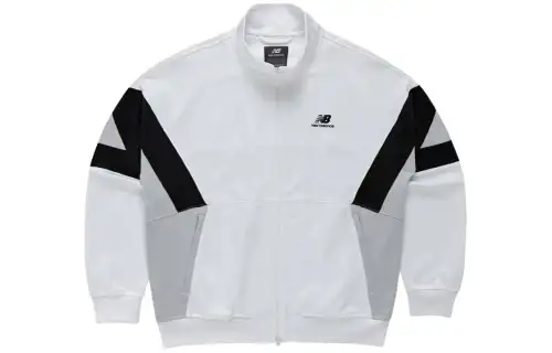 New Balance Jackets & Coats Men's Gray