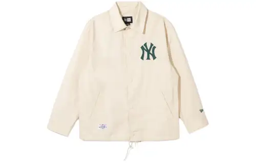 New Era X MLB SS24 Coach New York Yankees Jacket Ivory