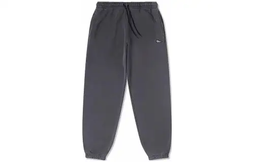 Converse Go To Sneaker Patch Loose Fit Sweatpants