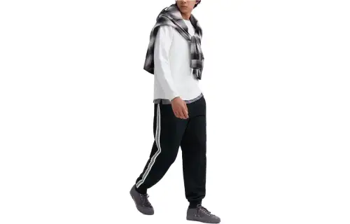 UNIQLO Knitted Sweatpants Men's Black Moderate Cuffed Pants