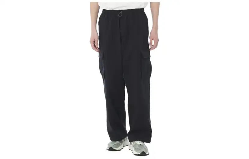 New Balance Casual Pants Men's Black Moderate Cuffed Pants