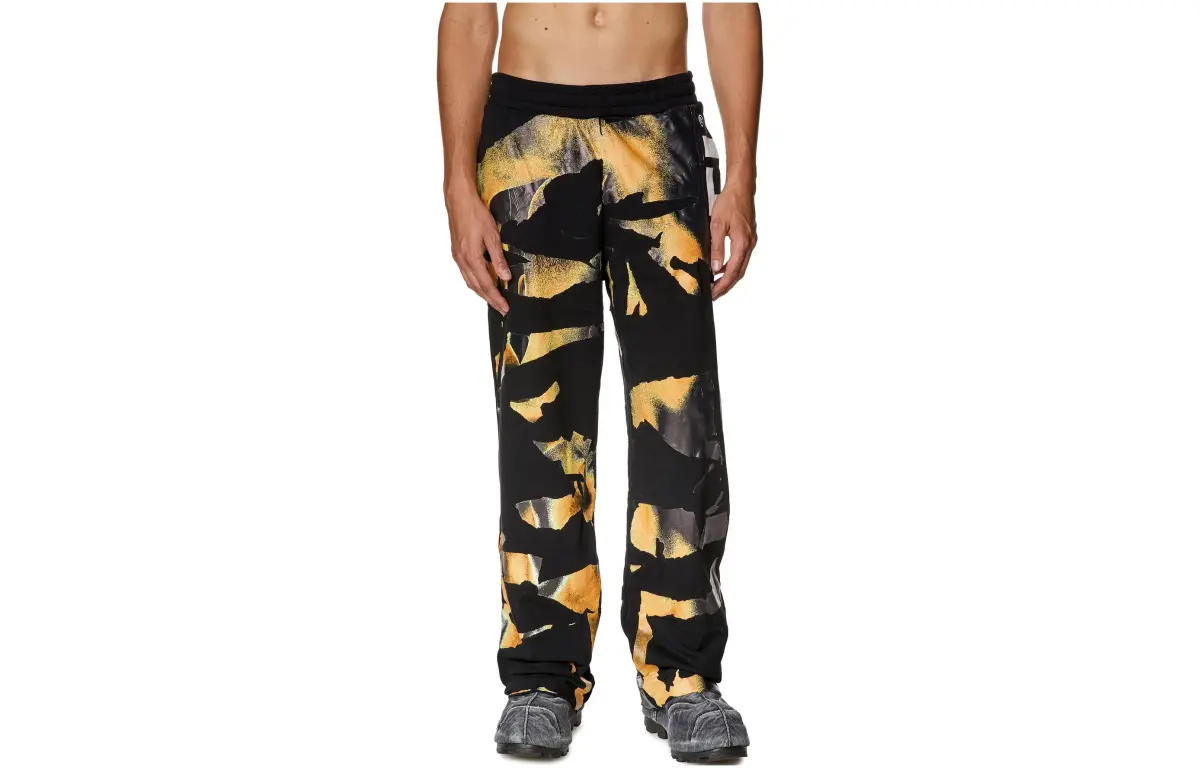 DIESEL Casual Pants Men's Black Moderate Straight Fit Pants
