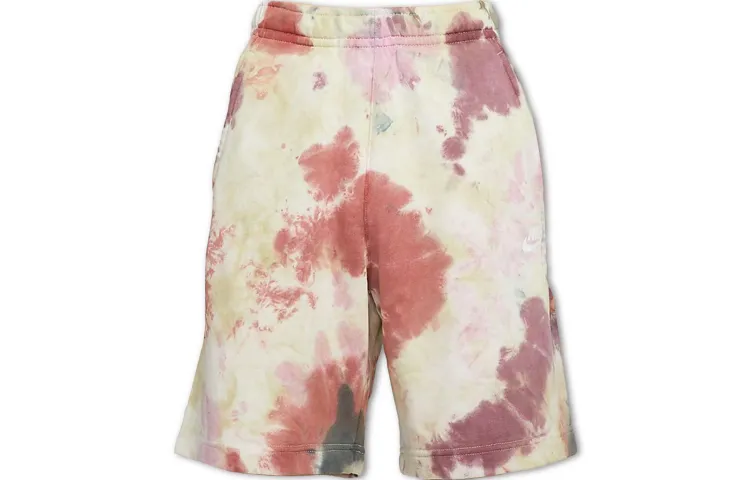 Nike Casual Shorts Men's Camouflage Dark Red Moderate