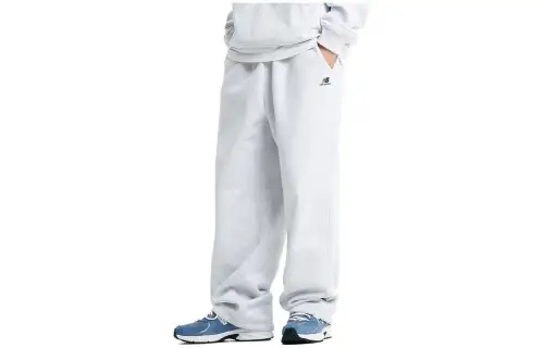 New Balance Casual Pants Men's Gray Moderate Straight Fit Pants