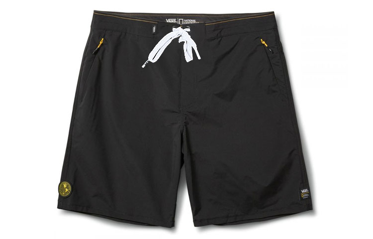 Vans VOYAGE TRUNK NATIONAL GEOGRAPHIC Casual Shorts Men's Black Moderate