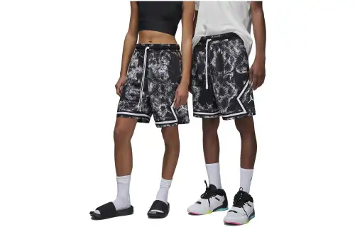 Jordan Casual Shorts Men's White Moderate