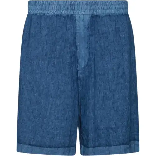 Burberry Equestrian Knight Motif Turn Up Cuff Shorts