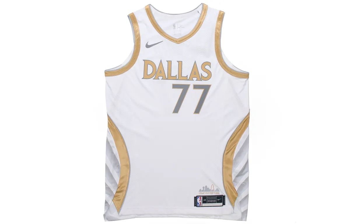 Nike Basketball Jersey AU Player Edition 20 21 Season, Mavericks, Luka Dončić Size 77 Men's White