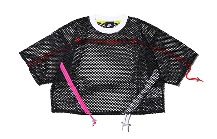 Nike Crop Tops Women's Crew Neck Moderate