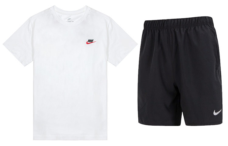 Nike Casual Sportswear Men’s Crew Neck Moderate
