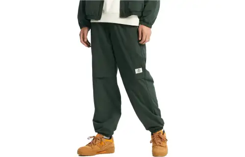 New Balance Casual Pants Men's Green Moderate Cuffed Pants