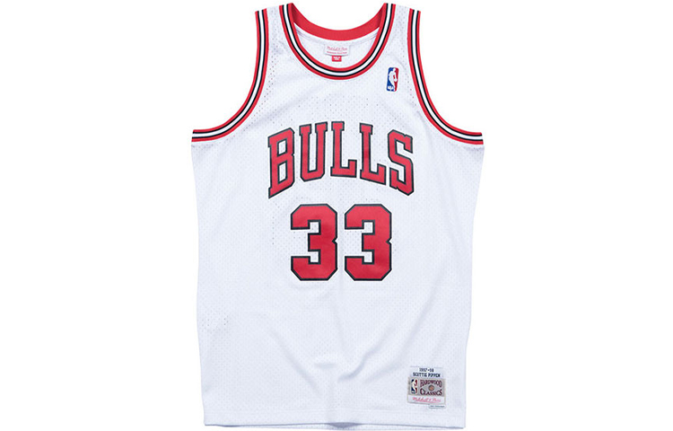 Mitchell & Ness Chicago Bulls Home 1997 98 Scottie Pippen Swingman Jersey