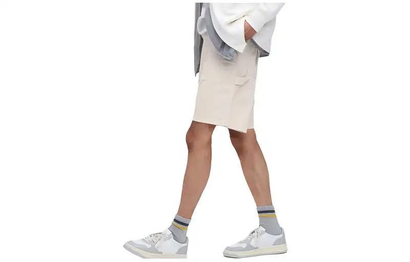 UNIQLO Casual Shorts Unisex Light Beige Thin