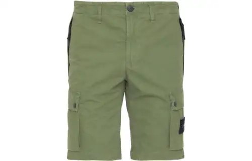 STONE ISLAND Casual Shorts Men's Green Moderate