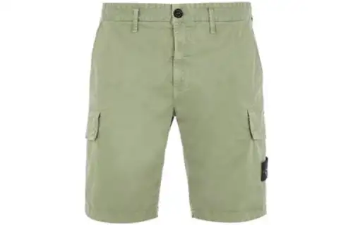 Stone Island compass-motif cargo shorts