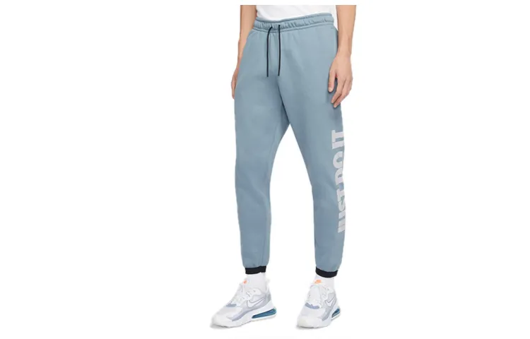 Nike Sports Pants Men's Ozone Blue Moderate Cuffed Pants
