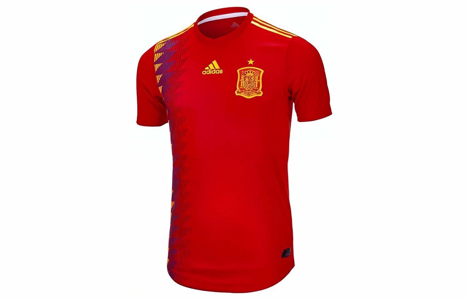 Мужская футболка adidas 2018 (красная) — фото 1