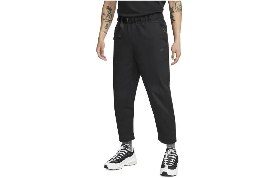 Nike Sports Pants Men's Black Moderate Tapered Pants