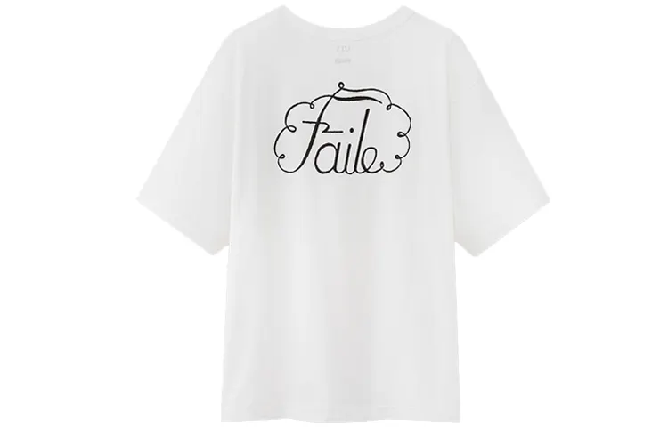 UNIQLO Straight Fit T Shirt Women's White