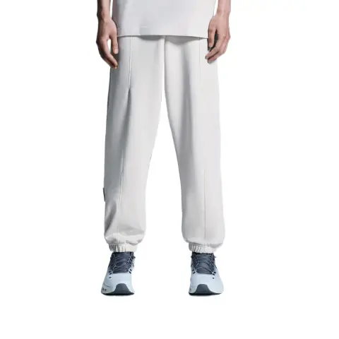 On Casual Pants Men's Silver Moderate Cuffed Pants