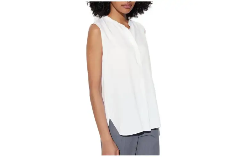 UNIQLO Tank Tops Women's White Half Open Collar Moderate Other