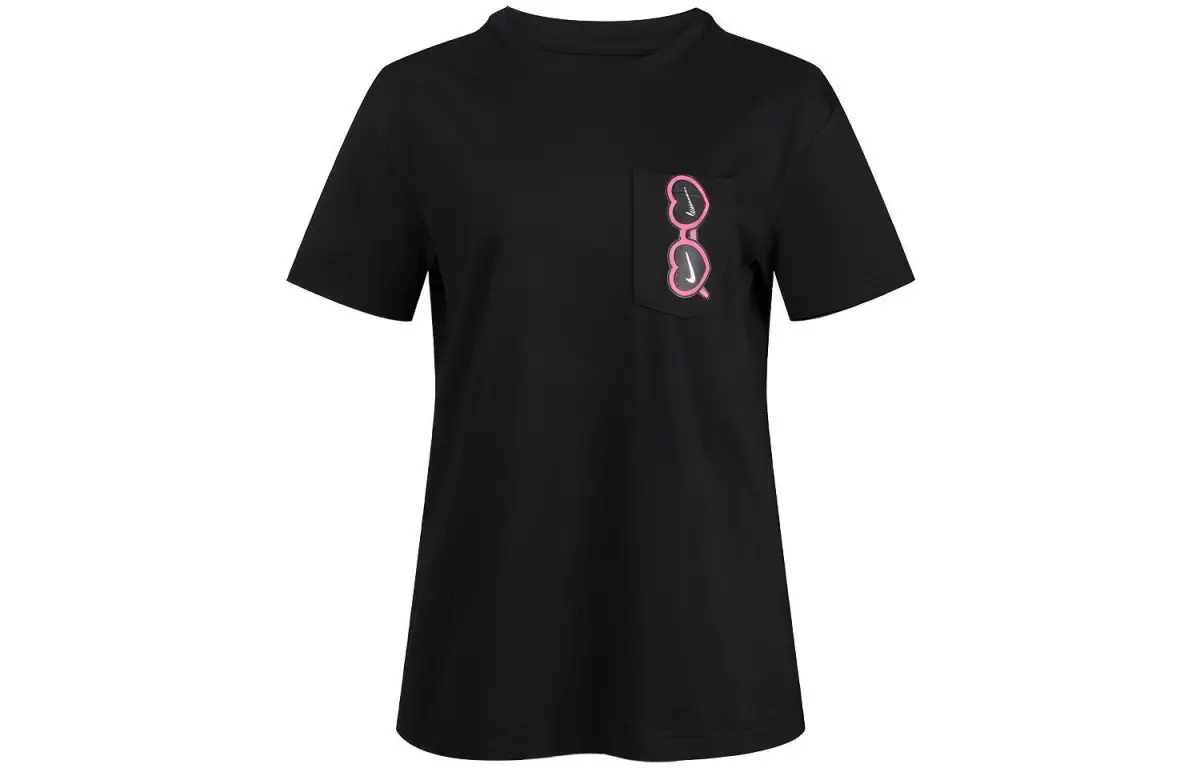 Nike T-Shirts Women's Black Crew Neck Moderate Straight Fit