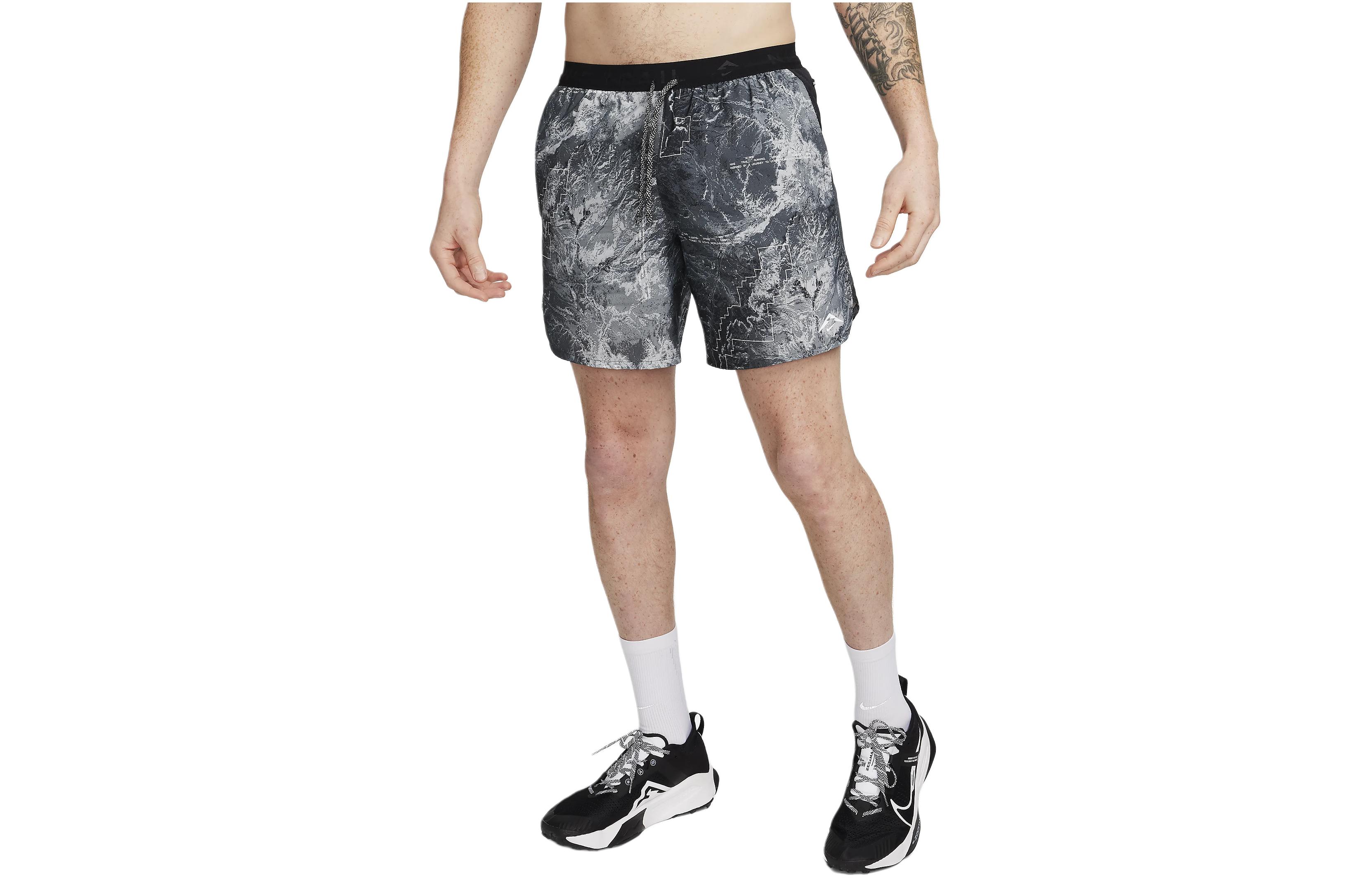Nike Stride Men's Dri-FIT 7' Brief-Lined Running Shorts