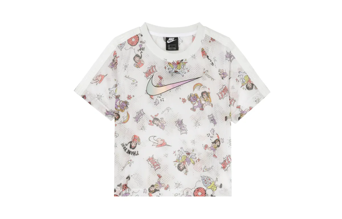 Nike T-Shirts Women's White Crew Neck Moderate Straight Fit
