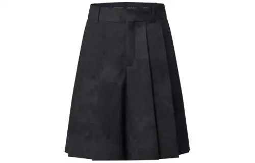 LOUIS VUITTON Pleated Silk And Wool Blend Damier Shorts