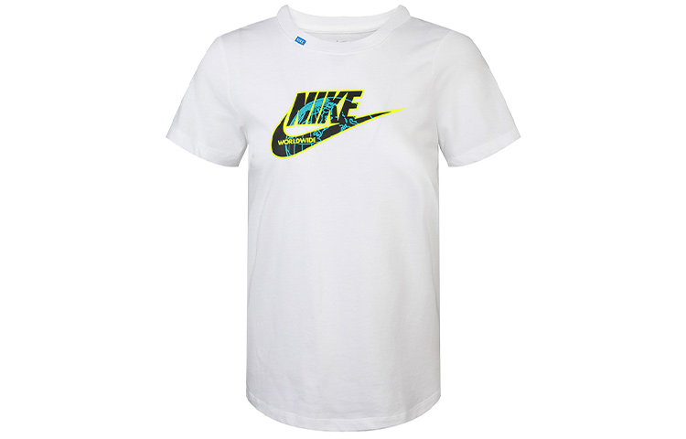 Женская футболка Nike Sportswear (белая)