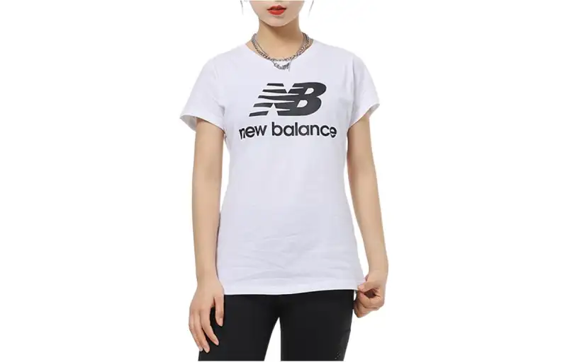 New Balance T Shirts Women's White Crew Neck Moderate Straight Fit