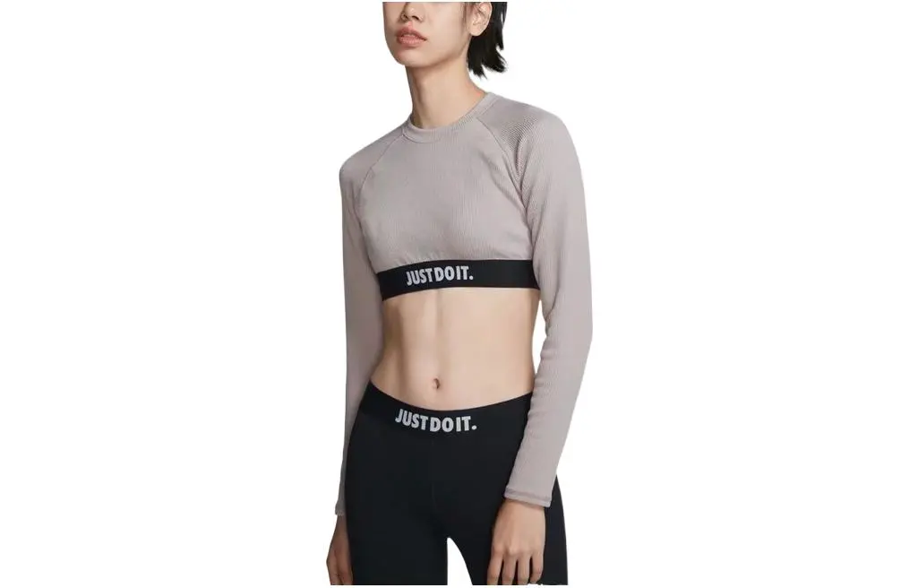 Nike Crop Tops Women's Gray Crew Neck Moderate