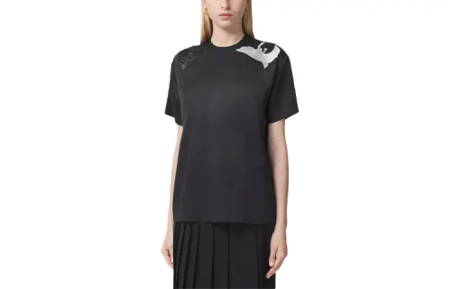 Burberry T Shirts Women's Black Crew Neck Moderate