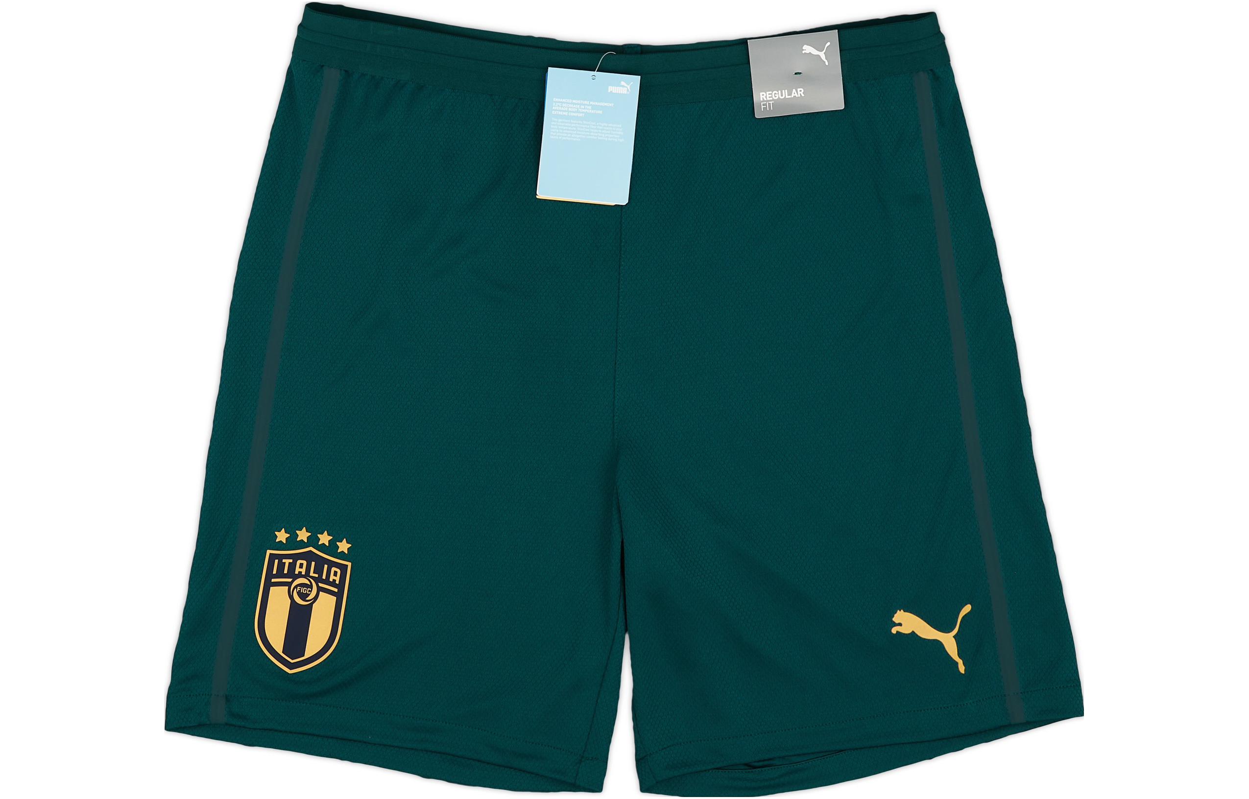 PUMA Soccer Bottoms Men’s Green Moderate Straight Fit Pants