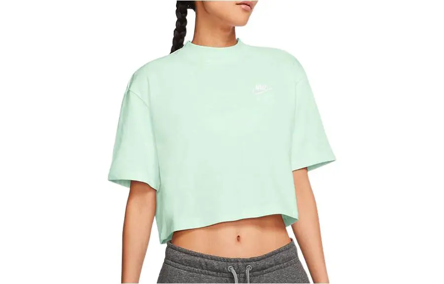 Nike Crop Tops Women's Light Green Crew Neck Moderate