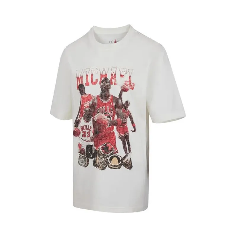 Jordan Women's Oversized Short Sleeve Graphic T Shirt