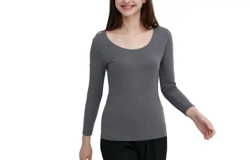 UNIQLO T Shirts Women's Truffle Gray Crew Neck Moderate Straight Fit