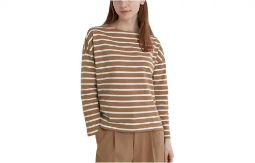 UNIQLO T Shirts Women's Camel Crew Neck Moderate Straight Fit