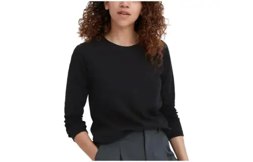 UNIQLO T Shirts Women's Black Crew Neck Moderate Straight Fit