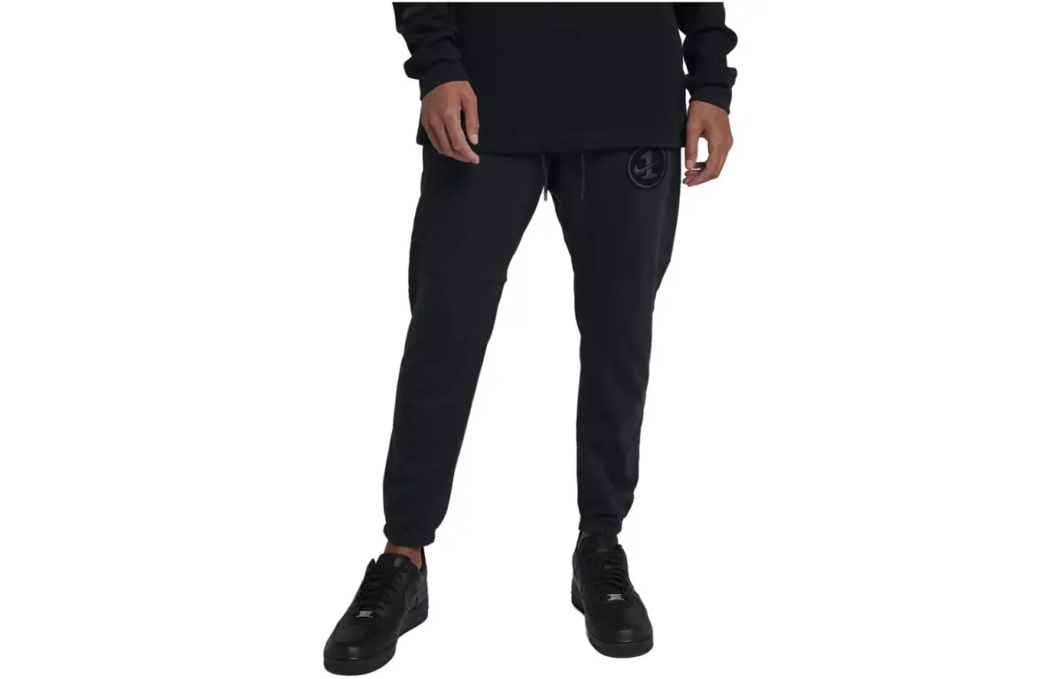 Nike Sports Pants Men's Black Moderate Cuffed Pants