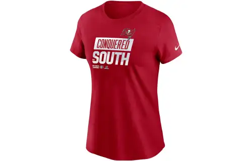 Nike T Shirts Women's Red Crew Neck Moderate Straight Fit