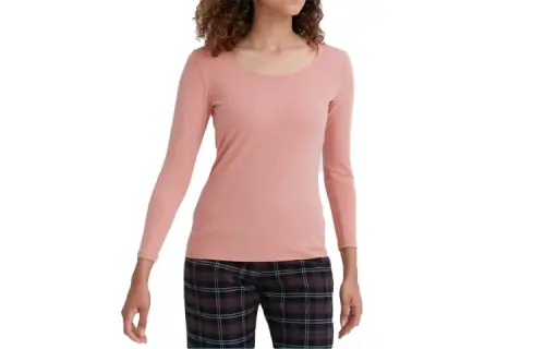 UNIQLO T Shirts Women's Peach Pink Crew Neck Moderate Straight Fit