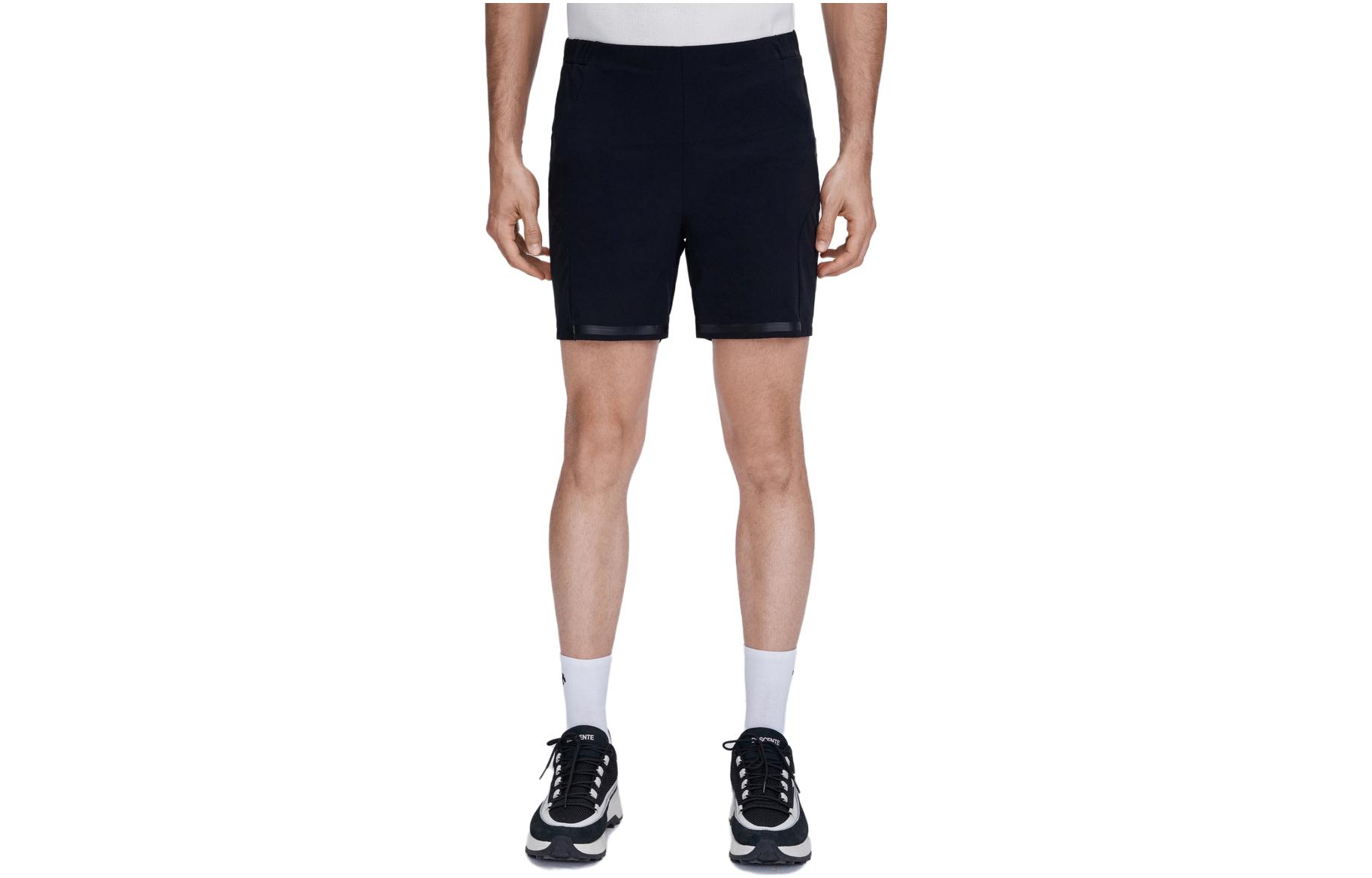 DESCENTE Sports Shorts Men’s Moderate
