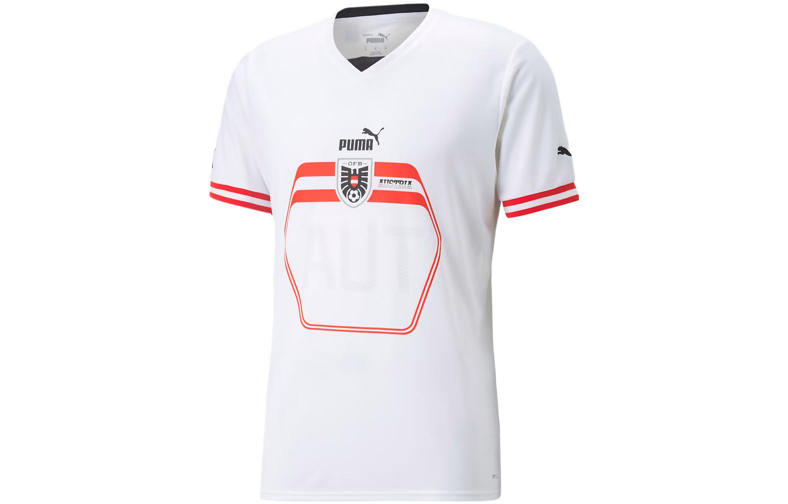 PUMA Soccer Jerseys Men’s White Moderate Straight Fit