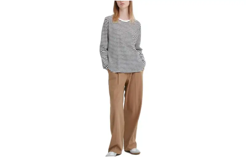 UNIQLO T Shirts Women's Ivory Crew Neck Moderate Straight Fit